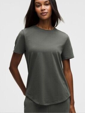 Lululemon Love Crew In Size 4 Palm Deco *discontinued